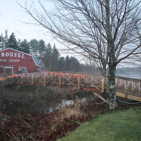 Flagship Inn Boothbay Harbor Extérieur photo