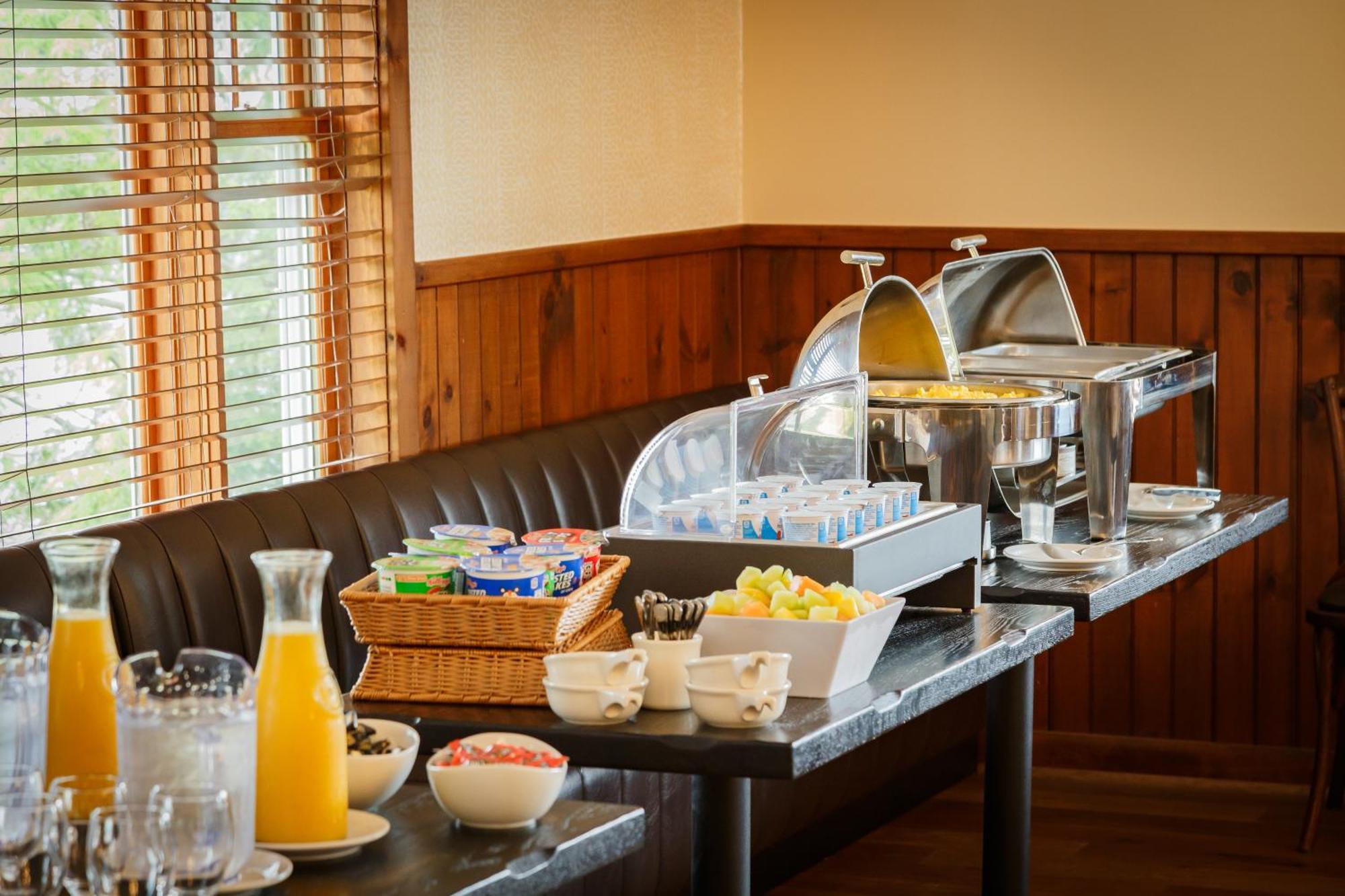 Flagship Inn Boothbay Harbor Extérieur photo